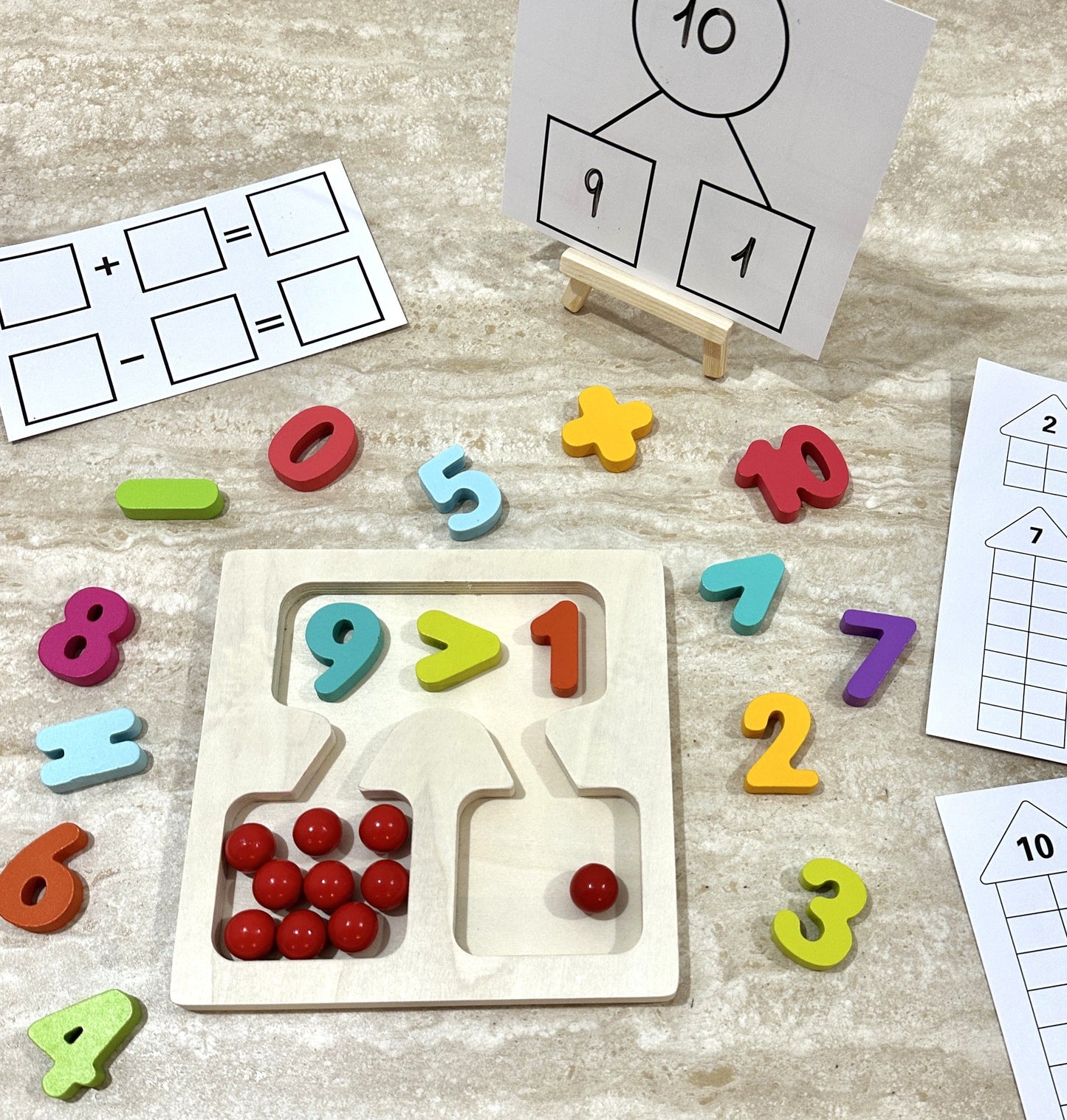 בית המספרים Riri's Club